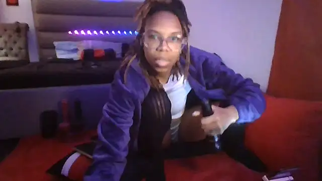 Opal Rainbow online show from March 2026 01:32:01 AM