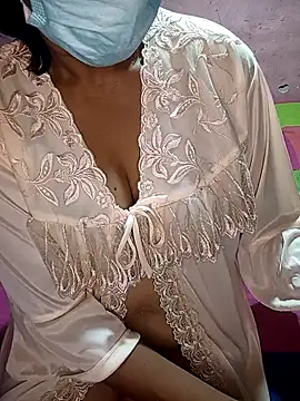 Snapshot of Nikini-xx chatting on June 2026 06:05:02 PM Nikini-xx online show from June 2026 06:05:02 PM
