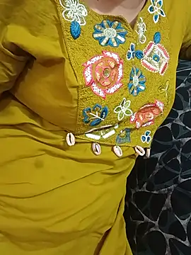 Snapshot of Komal_baaby chatting on July 2026 11:12:02 AM Komal baaby online show from July 2026 11:12:02 AM