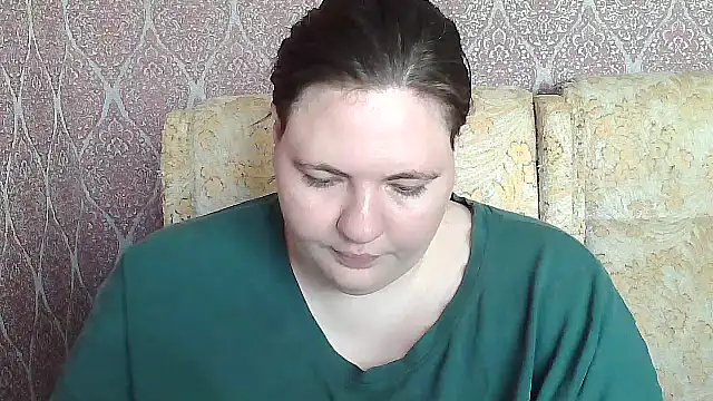 Snapshot of LizaDixon chatting on June 2026 02:14:01 PM LizaDixon online show from June 2026 02:14:01 PM