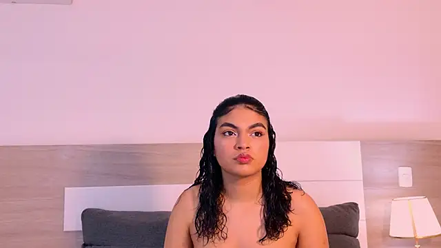 Snapshot of MelodyAlvarez chatting on July 2026 11:46:01 AM MelodyAlvarez online show from July 2026 11:46:01 AM