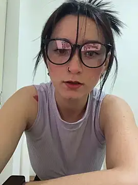 Snapshot of Vanellope_von chatting on June 2026 04:31:02 PM Vanellope von online show from June 2026 04:31:02 PM