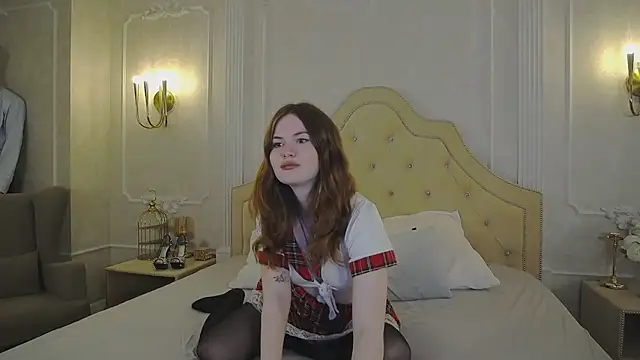 Snapshot of ClaireFlowers chatting on June 2026 02:06:01 PM ClaireFlowers online show from June 2026 02:06:01 PM