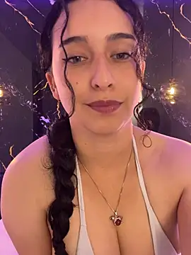 Snapshot of ZoeBlissX chatting on June 2026 11:51:02 AM ZoeBlissX online show from June 2026 11:51:02 AM