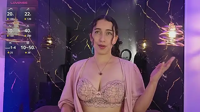 Snapshot of ZoeBlissX chatting on July 2026 11:20:02 AM ZoeBlissX online show from July 2026 11:20:02 AM