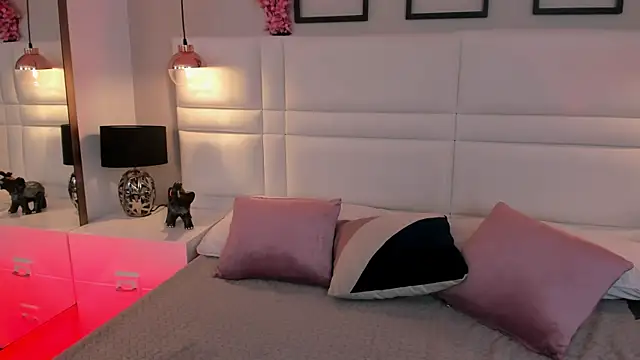 Snapshot of Chloe__fox_ chatting on July 2026 03:42:02 AM Chloe fox online show from July 2026 03:42:02 AM