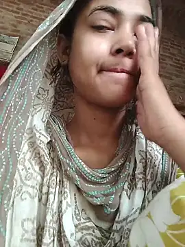 Snapshot of Simran_143 chatting on July 2026 03:46:02 AM Simran 143 online show from July 2026 03:46:02 AM