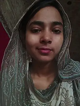 Snapshot of Simran_143 chatting on July 2026 04:27:02 AM Simran 143 online show from July 2026 04:27:02 AM