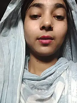Snapshot of Simran_143 chatting on July 2026 05:11:02 PM Simran 143 online show from July 2026 05:11:02 PM