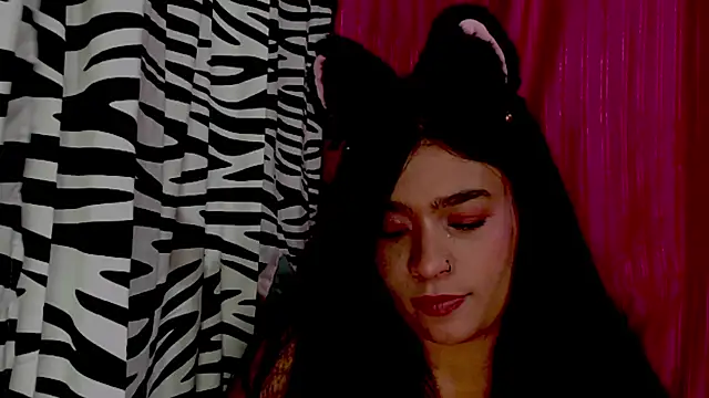 Snapshot of Cristal-66 chatting on July 2026 02:05:17 AM Cristal-66 online show from July 2026 02:05:17 AM