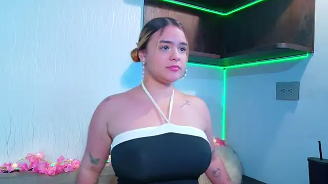 Lissa monroe online show from June 2026 03:28:02 PM