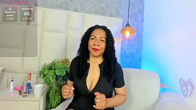Snapshot of Nahomi_Dominique chatting on July 2026 12:44:01 PM Nahomi Dominique online show from July 2026 12:44:01 PM