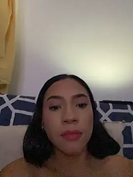 Snapshot of Sabrina_M chatting on July 2026 05:47:02 AM Sabrina M online show from July 2026 05:47:02 AM