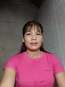 Snapshot of Gee_hot chatting on August 2026 11:03:02 PM Gee hot online show from August 2026 11:03:02 PM