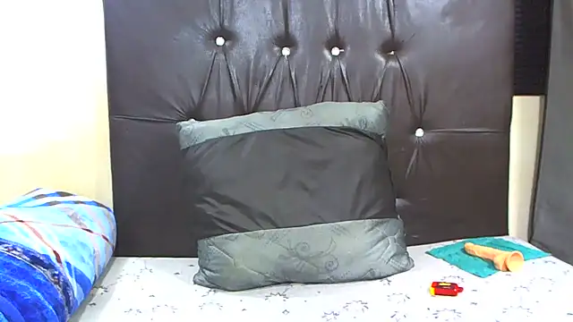 Teaser34 online show from July 2026 09:12:01 PM