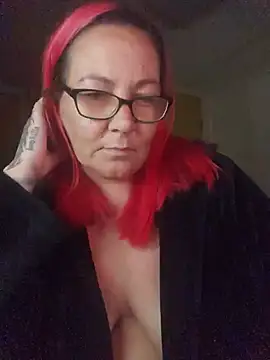 Snapshot of TattedLove4 chatting on June 2026 01:52:01 AM TattedLove4 online show from June 2026 01:52:01 AM