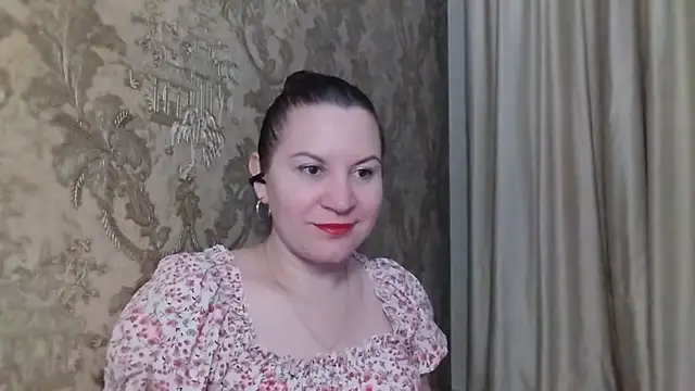 Snapshot of Lauralison chatting on July 2026 09:06:02 PM Lauralison online show from July 2026 09:06:02 PM