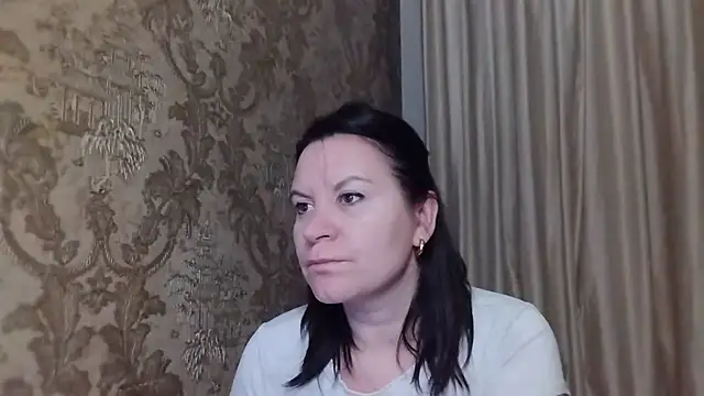 Snapshot of Lauralison chatting on August 2026 09:17:02 PM Lauralison online show from August 2026 09:17:02 PM