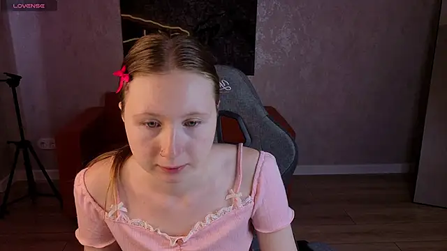LiliTiny online show from June 2026 01:21:01 AM