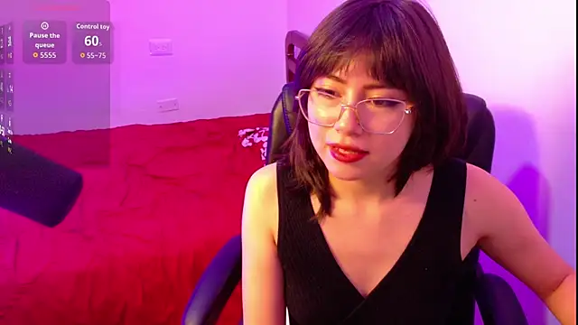 Snapshot of Vesna10 chatting on August 2026 11:02:01 AM Vesna10 online show from August 2026 11:02:01 AM