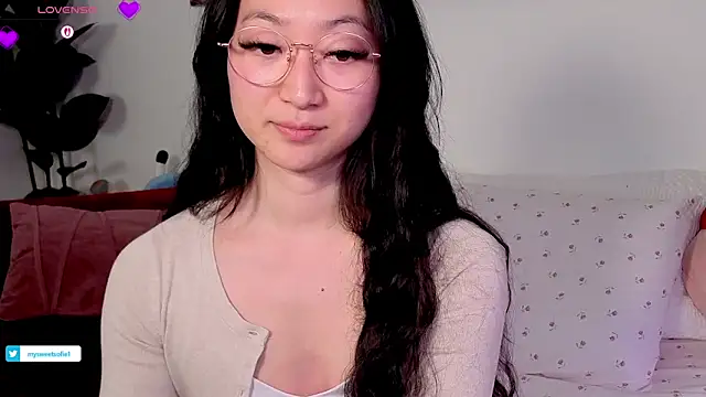 MySweetSofie online show from February 2026 02:06:02 AM