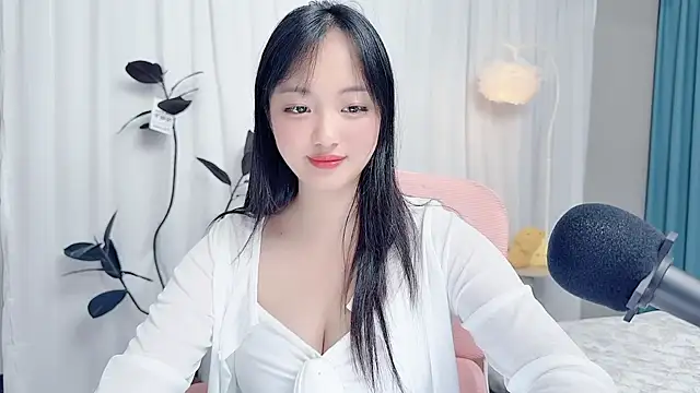 Snapshot of Winnie666999 chatting on July 2026 03:10:02 PM Winnie666999 online show from July 2026 03:10:02 PM