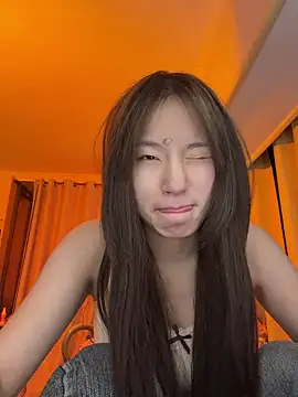 Uugirl00 online show from July 2026 03:48:02 PM