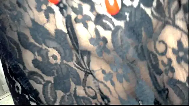 Snapshot of ScarlettReed chatting on January 2025 03:52:02 PM ScarlettReed online show from January 2025 03:52:02 PM