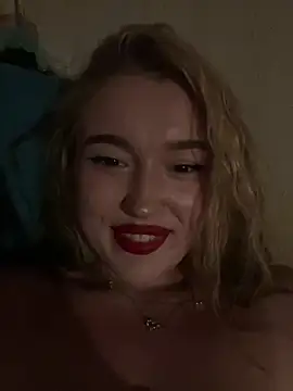 Snapshot of lyalyalii chatting on July 2026 07:07:01 PM lyalyalii online show from July 2026 07:07:01 PM