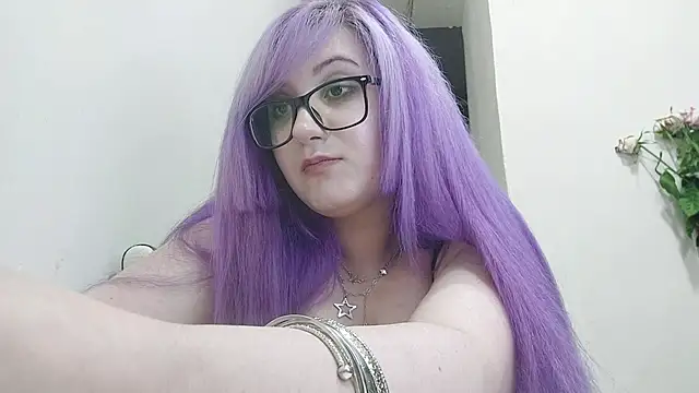 Snapshot of FeliniKatechini chatting on August 2026 08:25:02 PM FeliniKatechini online show from August 2026 08:25:02 PM