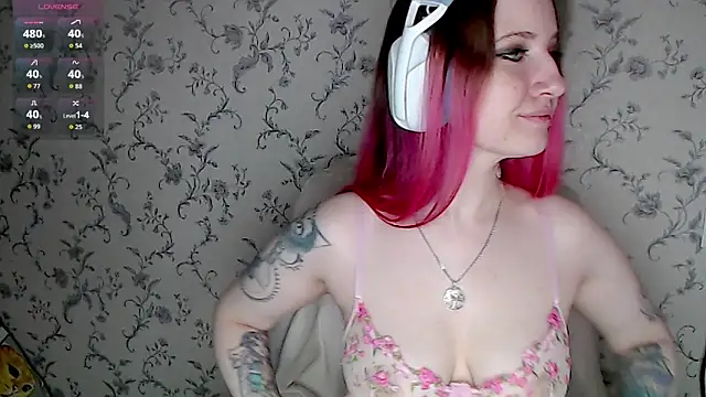 Tastycherrypie online show from August 2026 11:02:01 AM