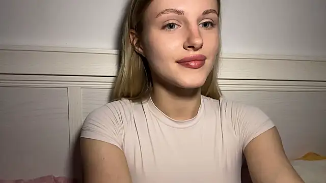 UnwedGrist online show from July 2026 06:20:01 PM