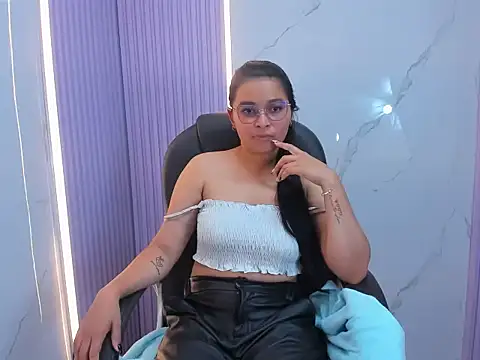 Lissy Millers online show from June 2026 08:07:01 PM