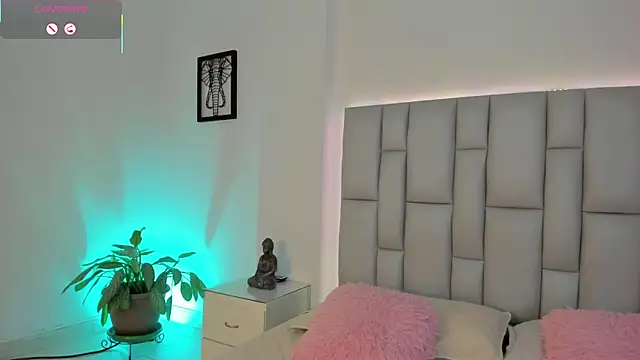 Snapshot of Geyn_gomezz chatting on August 2026 01:19:02 AM Geyn gomezz online show from August 2026 01:19:02 AM