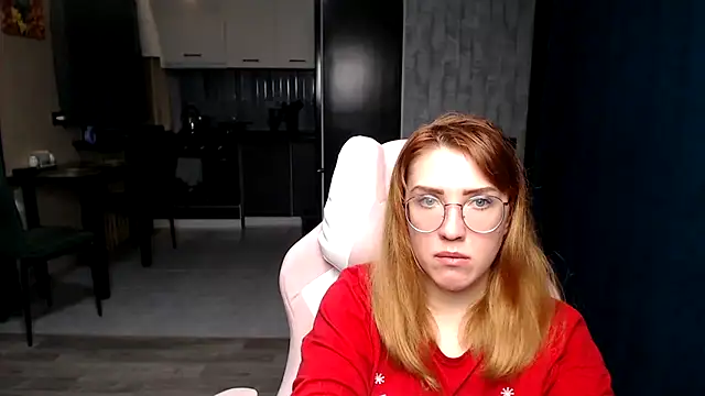 Reginasmilee online show from October 2025 12:45:01 AM