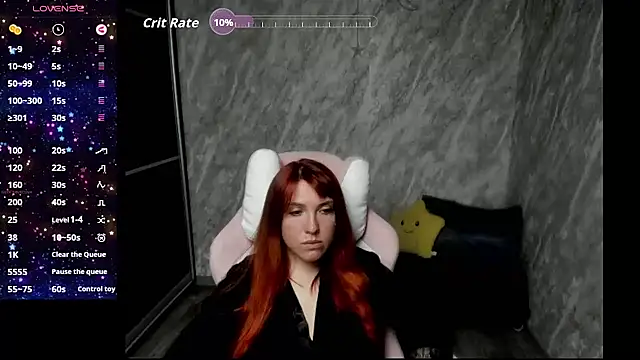 Reginasmilee online show from May 2026 02:58:02 PM