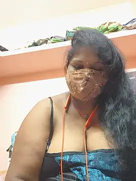 Snapshot of yalini1431 chatting on June 2026 09:24:01 PM yalini1431 online show from June 2026 09:24:01 PM
