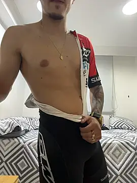s0 333 online show from June 2026 04:52:02 AM