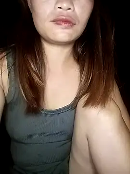 Snapshot of _LinLinn_ chatting on July 2026 04:22:01 PM LinLinn online show from July 2026 04:22:01 PM