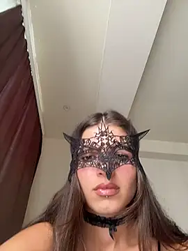 Mia Cannon online show from June 2026 12:10:01 PM