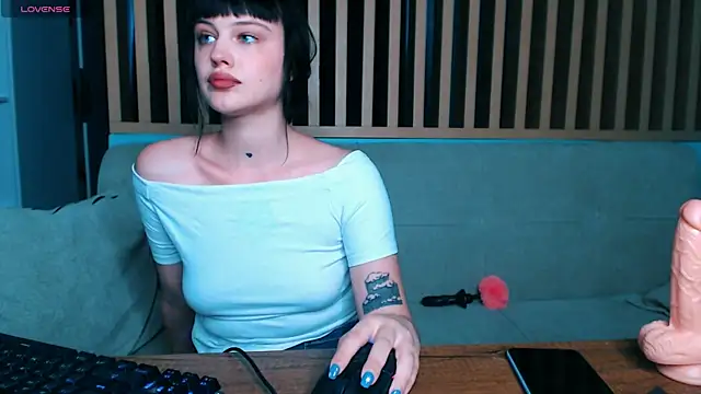 pizdadrozda online show from July 2026 12:33:01 PM