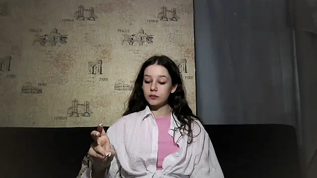 ElinoreHuxman online show from July 2026 07:03:01 AM