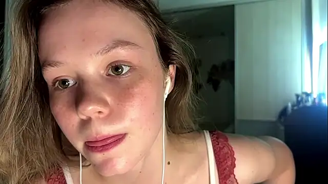 Snapshot of RoziDozi chatting on June 2026 03:13:01 PM RoziDozi online show from June 2026 03:13:01 PM