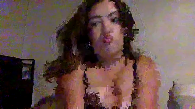 Snapshot of v1oletlyes chatting on July 2026 05:26:02 PM v1oletlyes online show from July 2026 05:26:02 PM