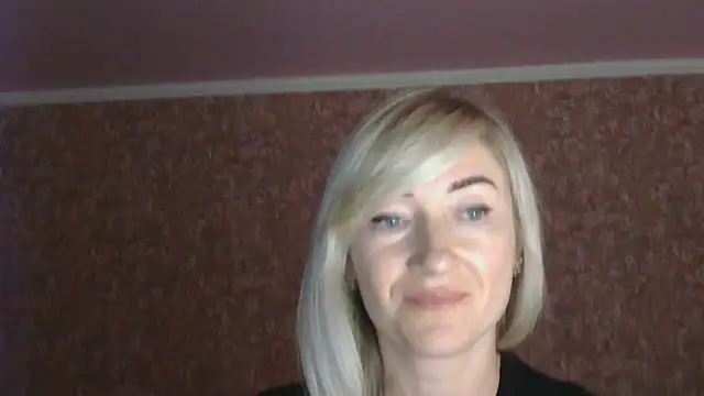 Snapshot of moonlightAnna chatting on July 2026 11:53:02 PM moonlightAnna online show from July 2026 11:53:02 PM