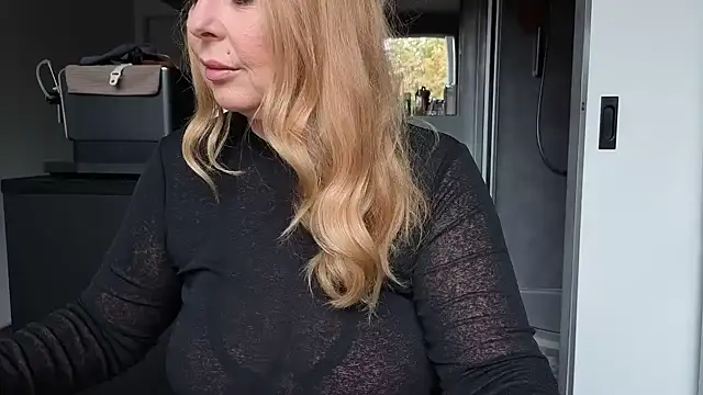 TammyJeann online show from October 2025 07:50:02 AM