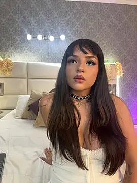HailyEllis online show from July 2026 11:40:01 AM