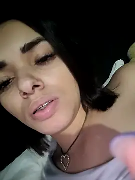 Snapshot of FabyNovinha chatting on July 2026 11:03:02 AM FabyNovinha online show from July 2026 11:03:02 AM