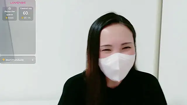 Snapshot of risa0505 chatting on July 2026 04:06:02 AM risa0505 online show from July 2026 04:06:02 AM
