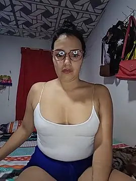 Snapshot of Ariel__xoxo chatting on July 2026 03:24:02 AM Ariel xoxo online show from July 2026 03:24:02 AM